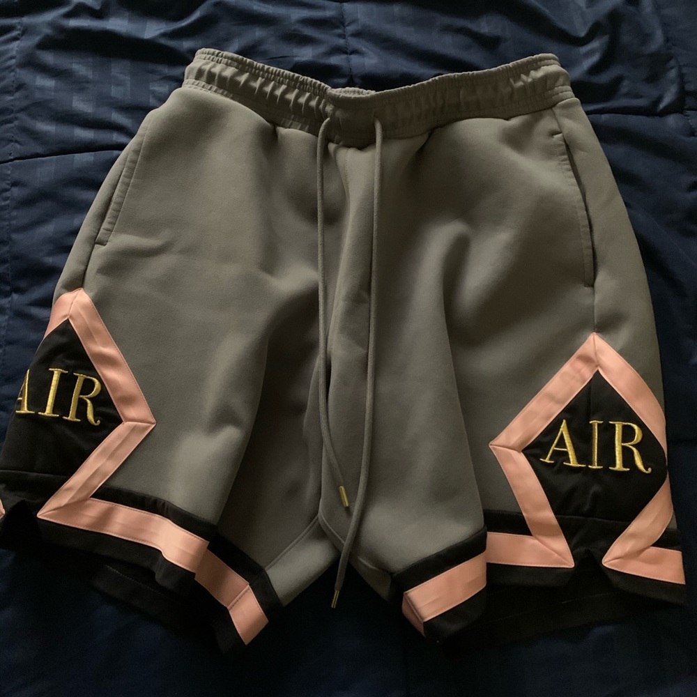 Men’s Air Jordan sweatshirts